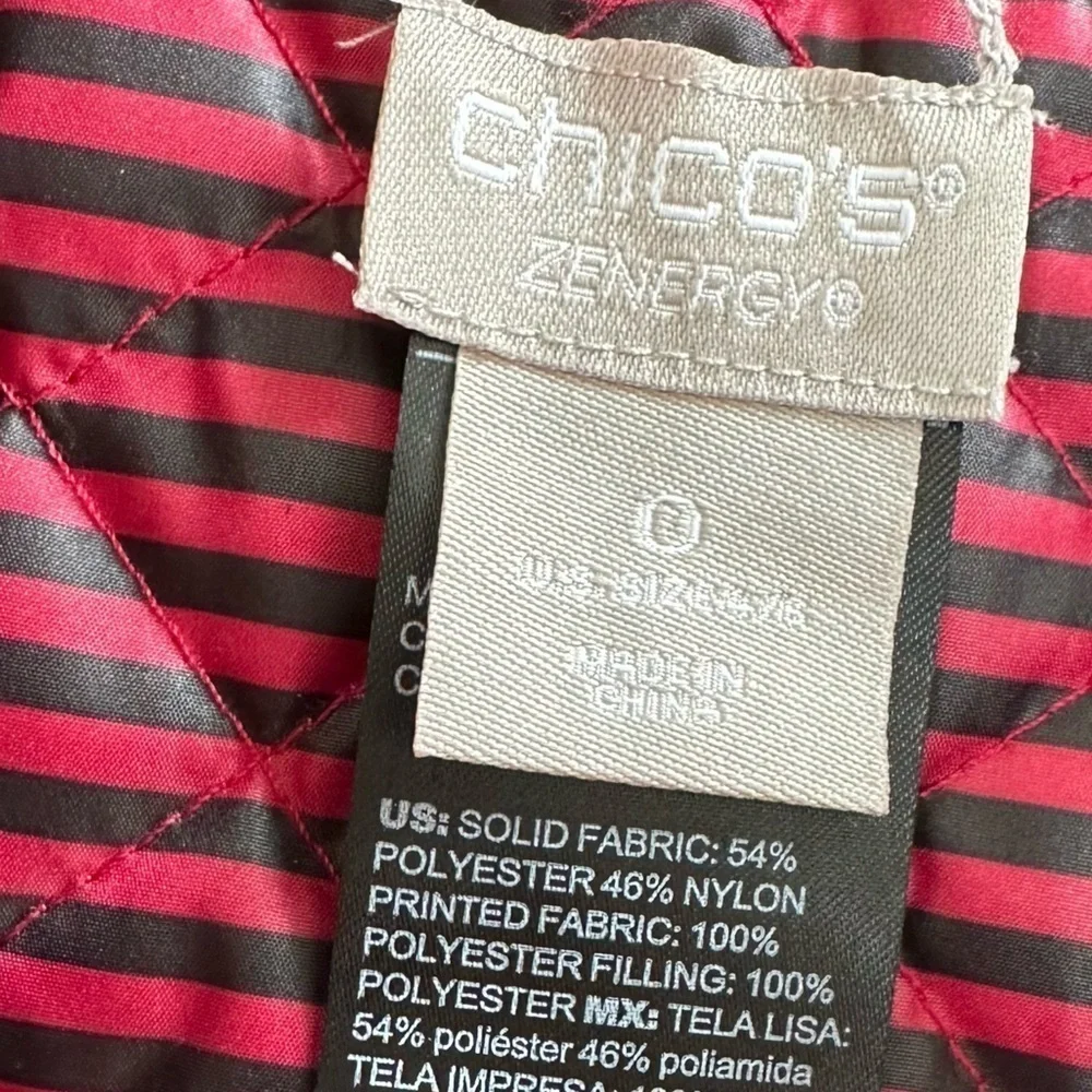 REVERSIBLE Chico’s ZEnergy Red Lightweight Puffer Vest, Small